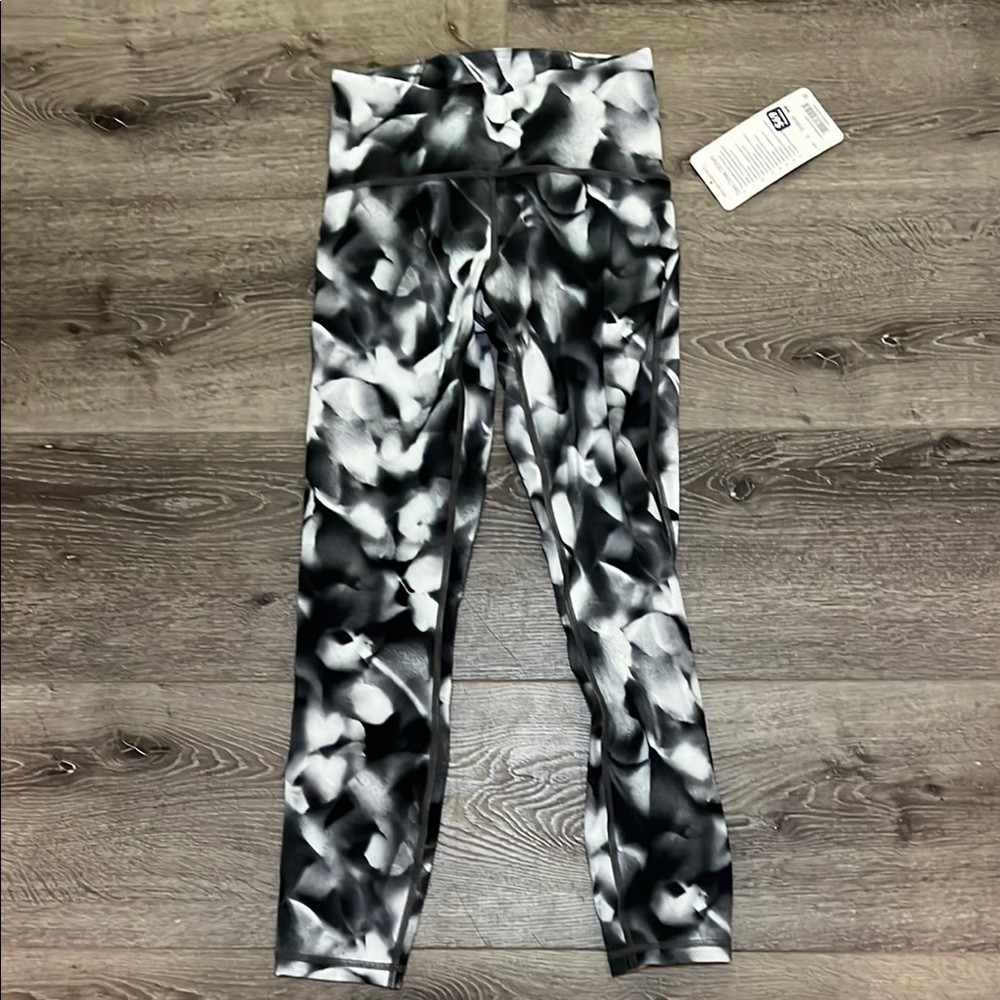 Lululemon Train Times 7/8 Pant